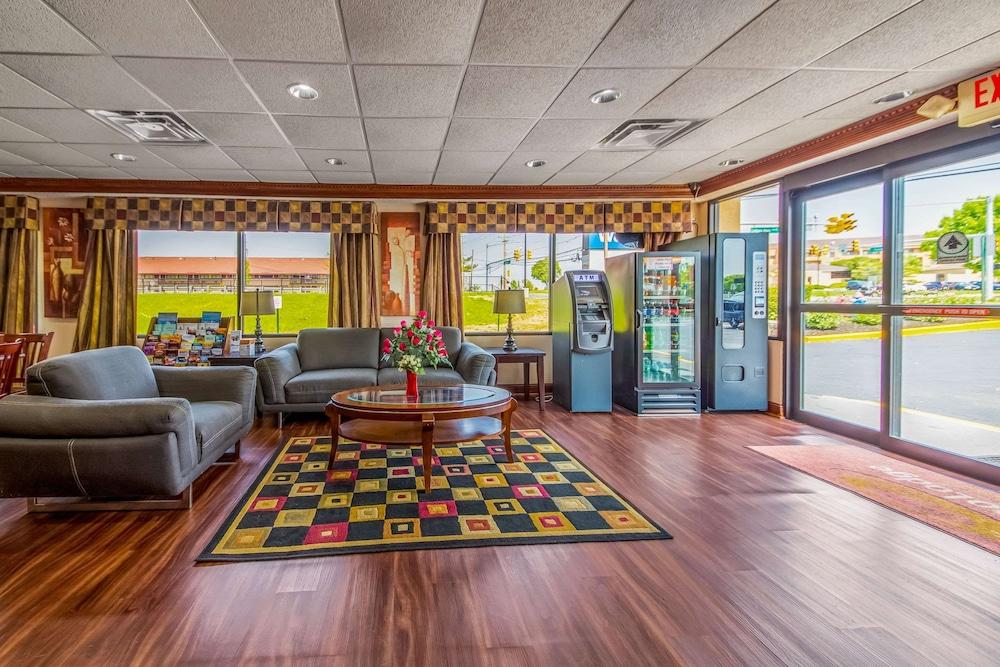 Econo Lodge Mount Laurel - Philadelphia East photo 3