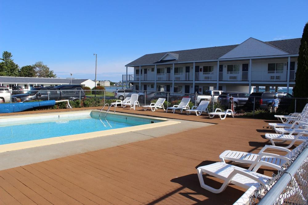Sunrise Beach Motel photo 19