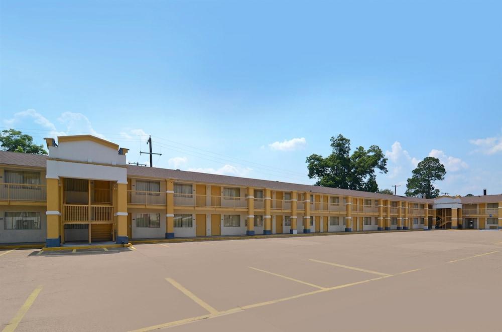 Americas Best Value Inn Alexandria photo 20
