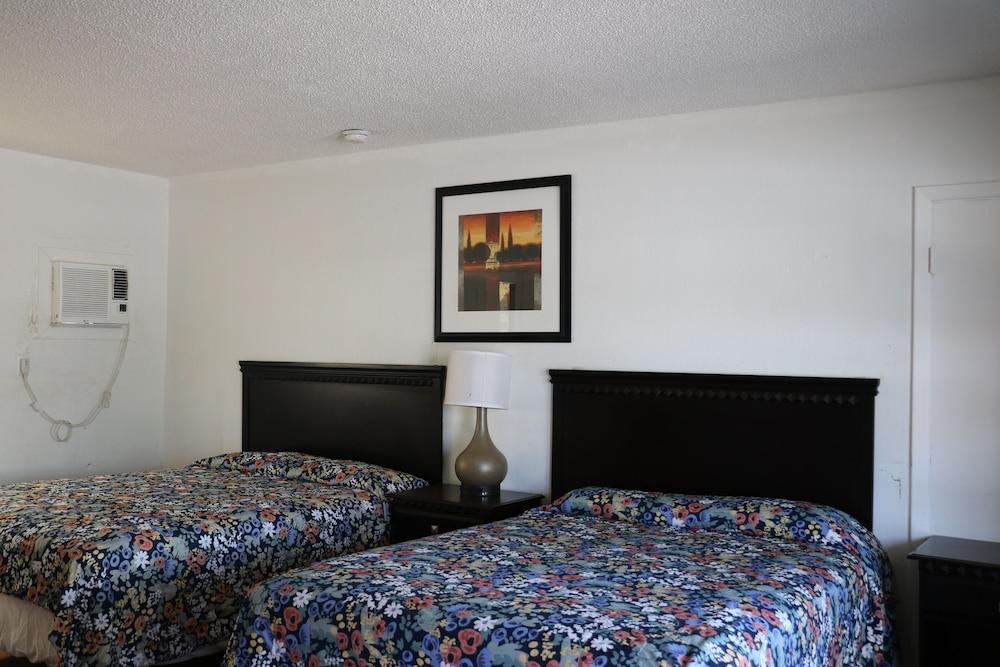 Dunedin Cove Motel photo 7