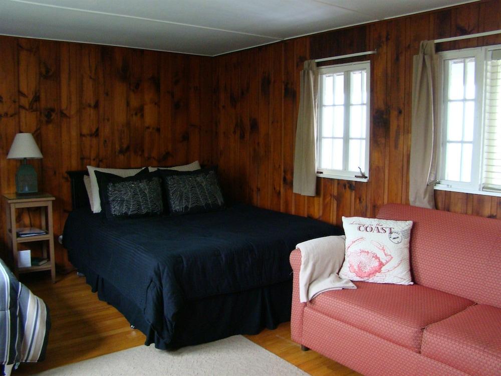 Bay Leaf Cottages & Bistro photo 16