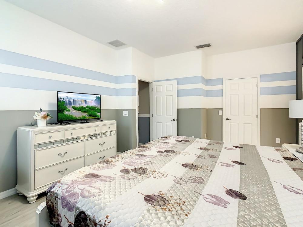 Jade Manor photo 7