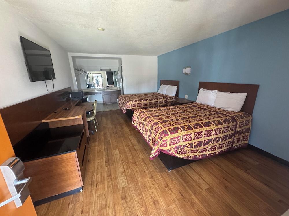 spanish trails inn photo 18