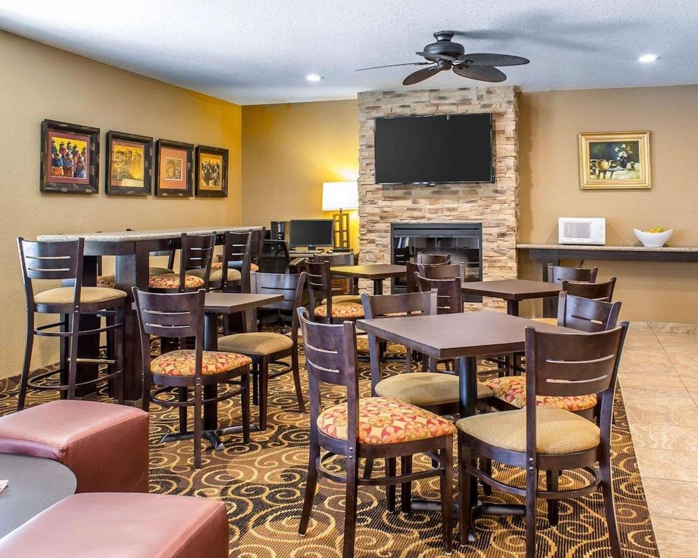 Rodeway Inn Milford photo 24