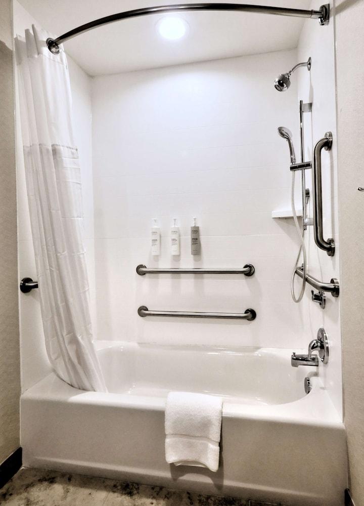 Hilton Garden Inn Bel Air photo 36