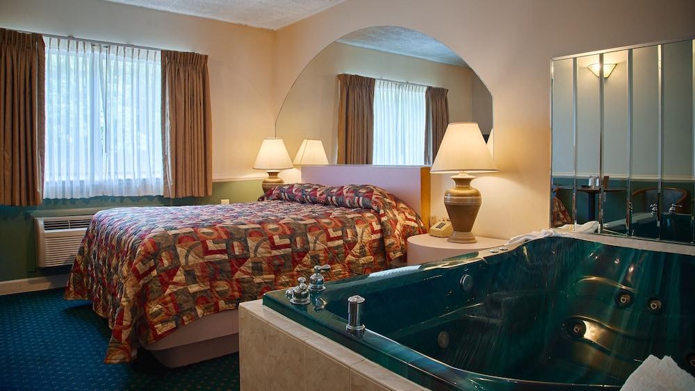 La Mirage Motor Inn photo 8
