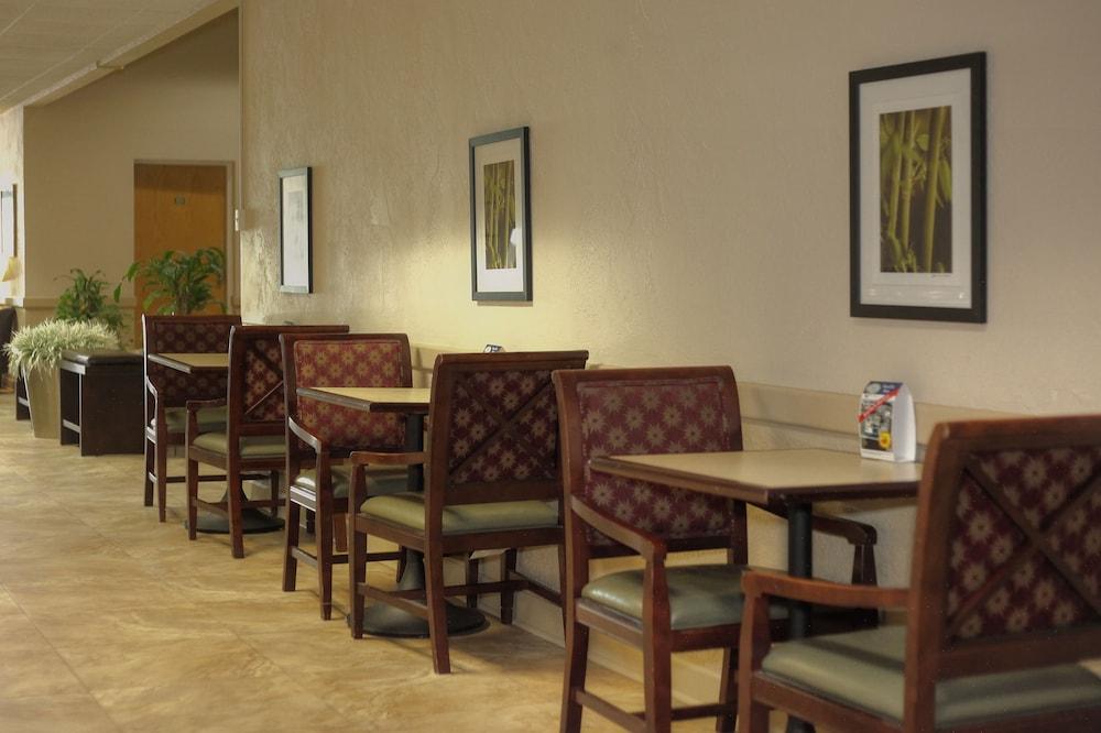 Crystal Cove Hotel photo 29