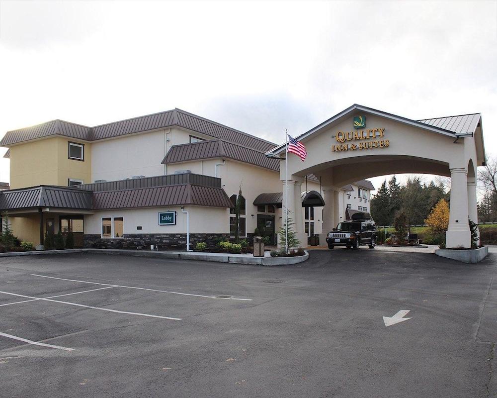 Quality Inn & Suites Tacoma - Seattle photo 1