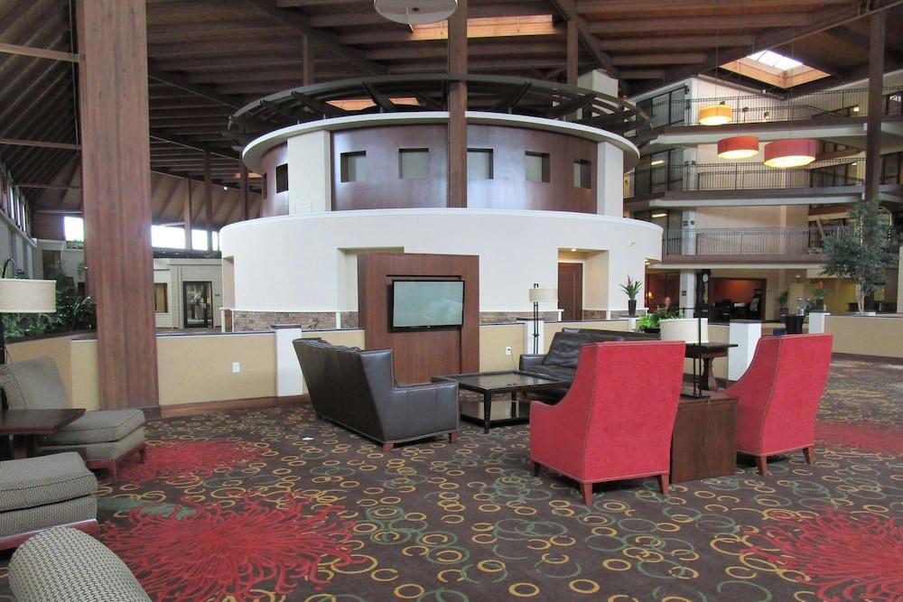 Radisson Hotel Lenexa Overland Park photo 2
