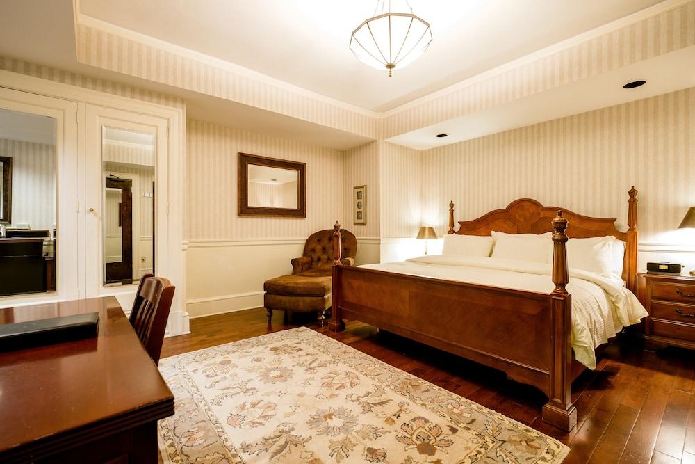 Hotel 340 photo 28