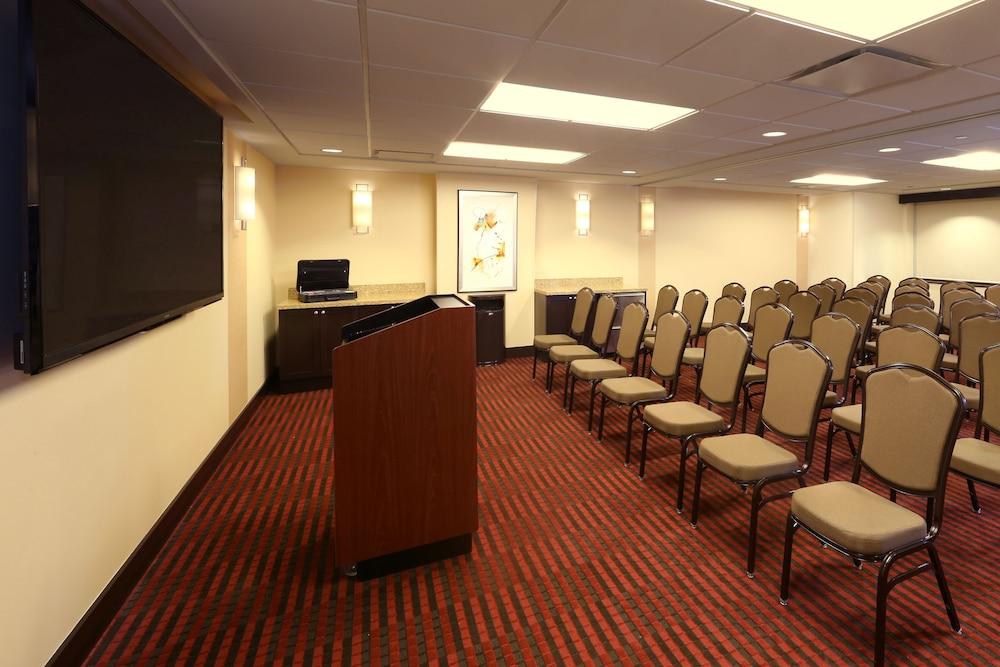Hyatt Place Flushing/LaGuardia Airport photo 19