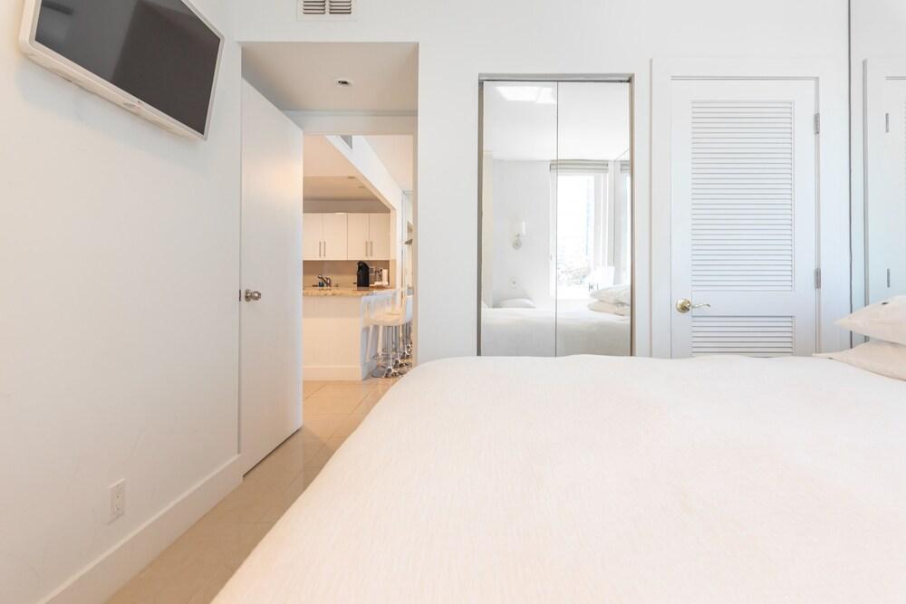 Ocean View Luxury Condo photo 52