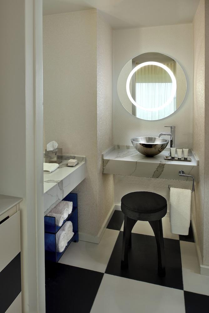 Mondrian Los Angeles photo 46