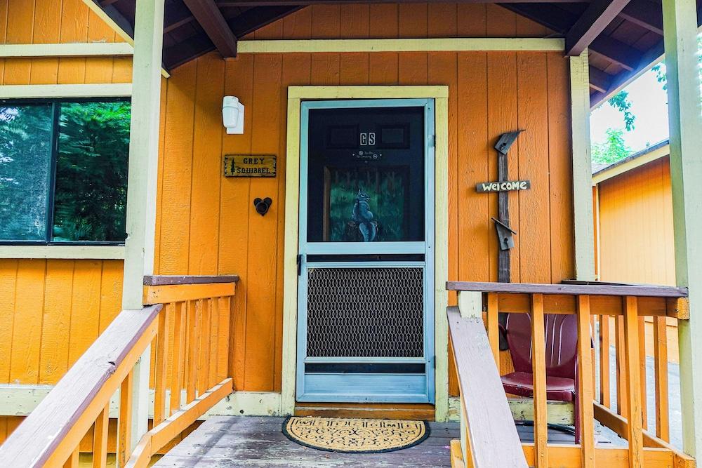 Sleepy Hollow Cabins and Hotel photo 77