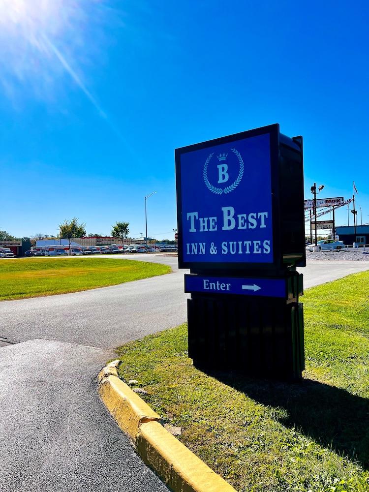 The Best Inn & Suites photo 8