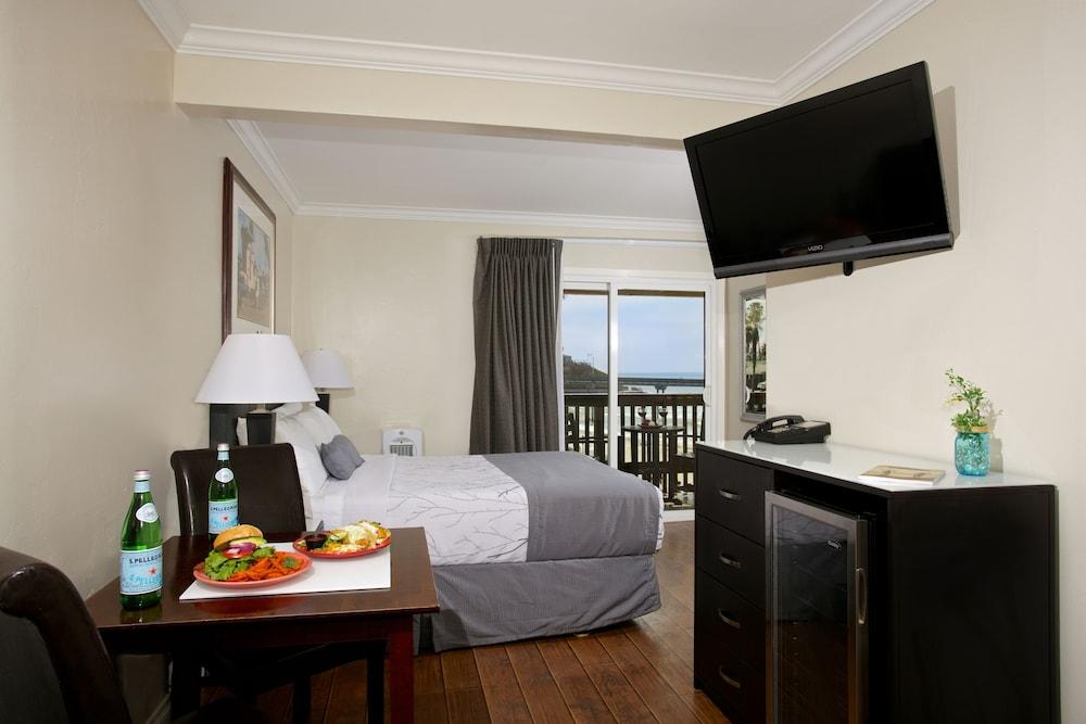 Ocean Beach Hotel photo 62