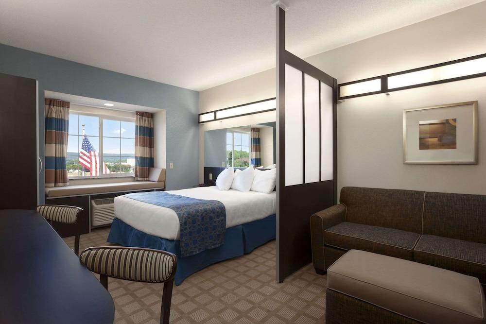 Spark by Hilton Wilkes Barre photo 5