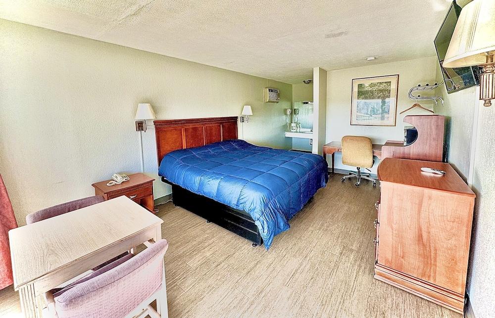 Rodeway Inn Church Hill - Tri Cities Area photo 19