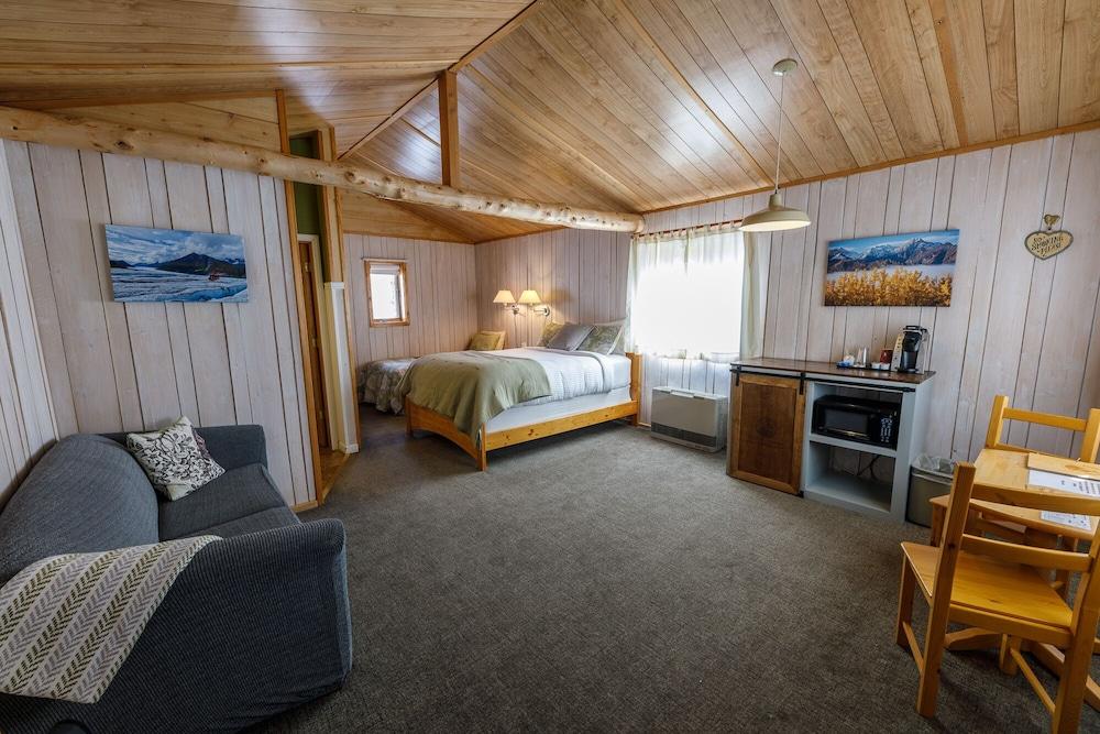 Sheep Mountain Lodge photo 11