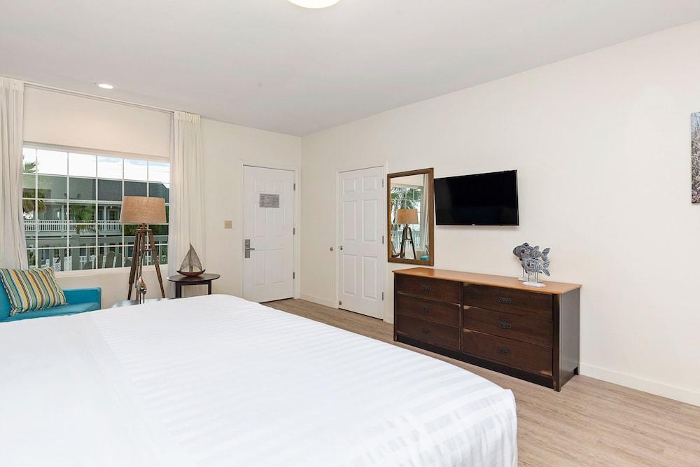 The Inn at Fulton Harbor photo 15