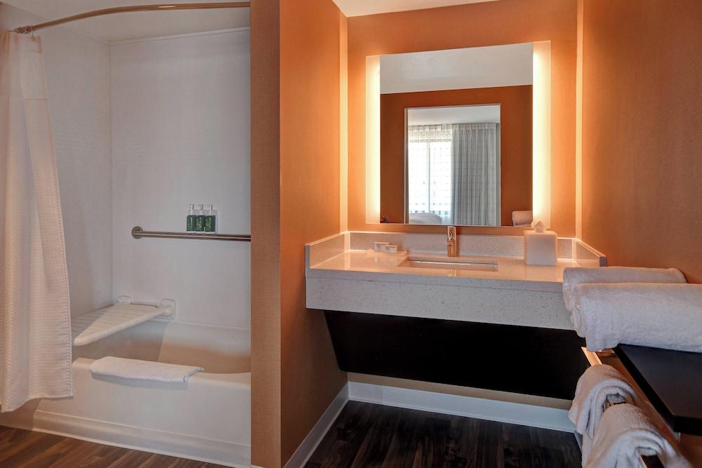 TownePlace Suites by Marriott Las Vegas Airport South photo 28