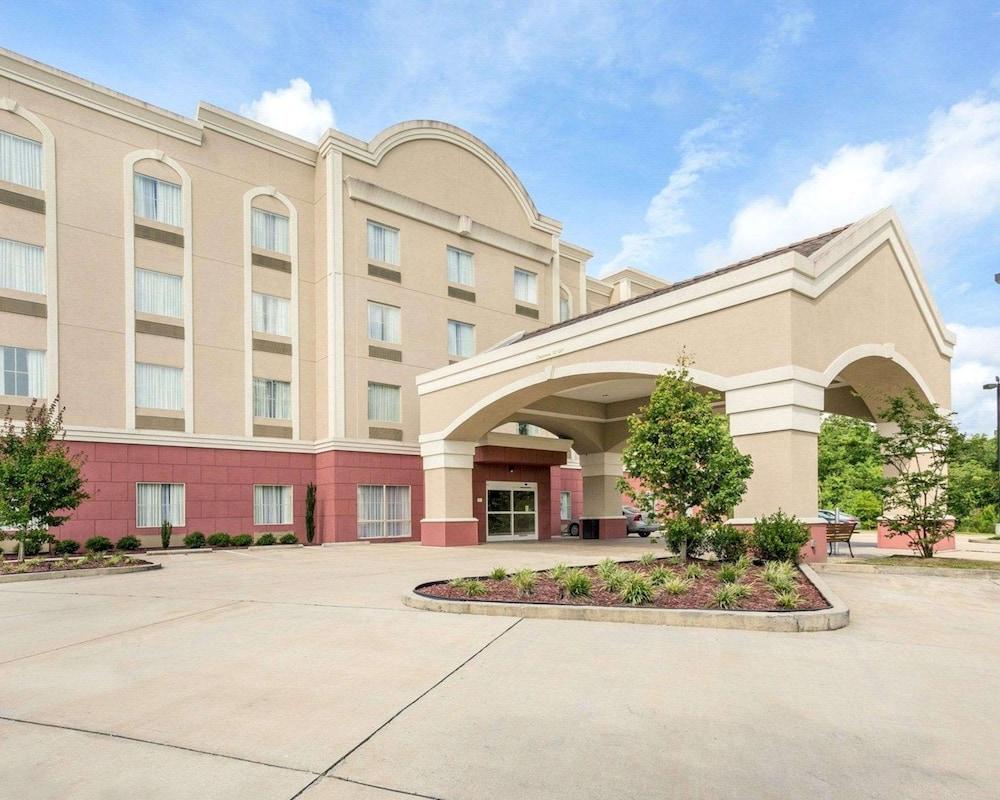 Comfort Suites Mandeville - Covington photo 24