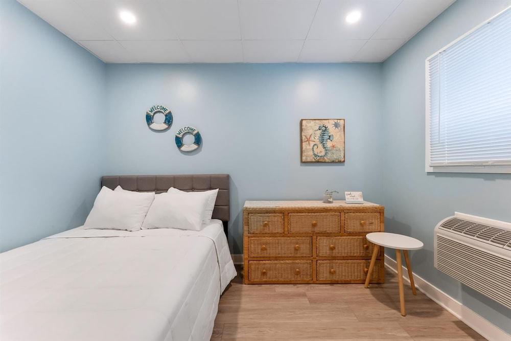 The Harbor Light Family Resort photo 31