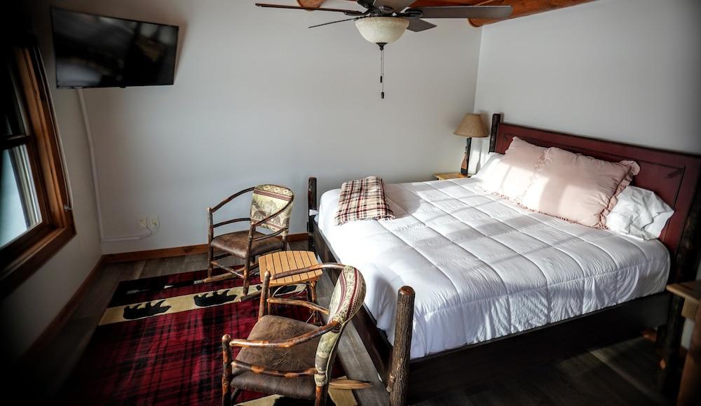 Ampersand Bay Resort photo 62