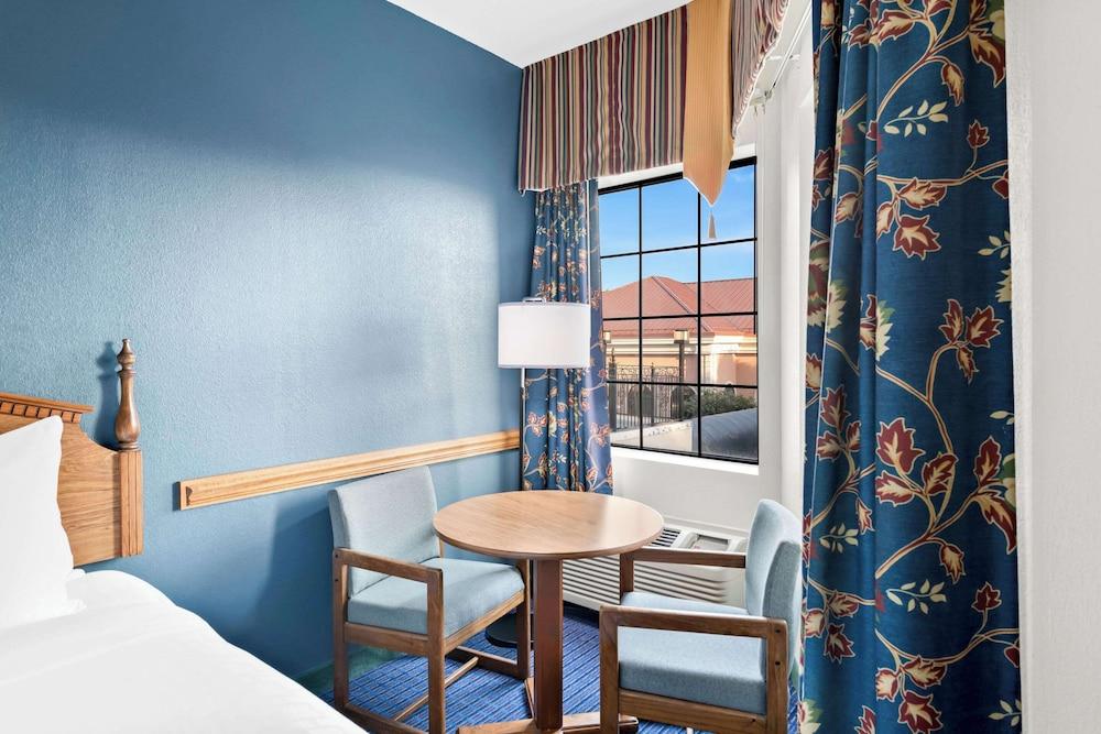 Clarion Inn Branson photo 32