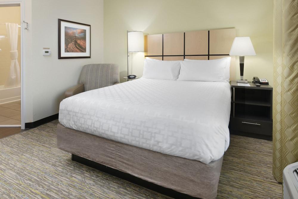 Candlewood Suites Odessa by IHG photo 4