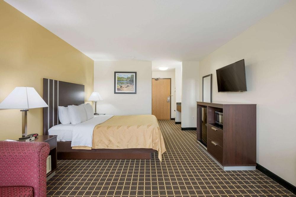 Quality Inn Edgerton photo 17