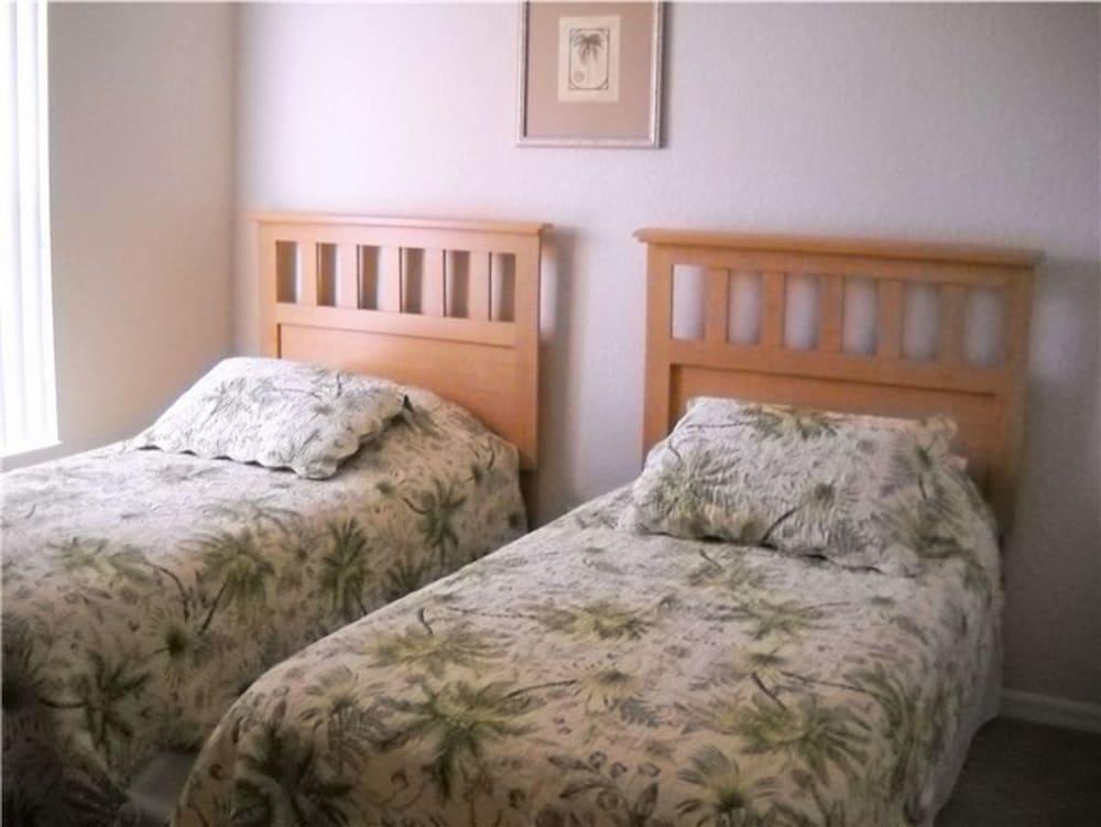 Regal Oaks 5728 photo 30