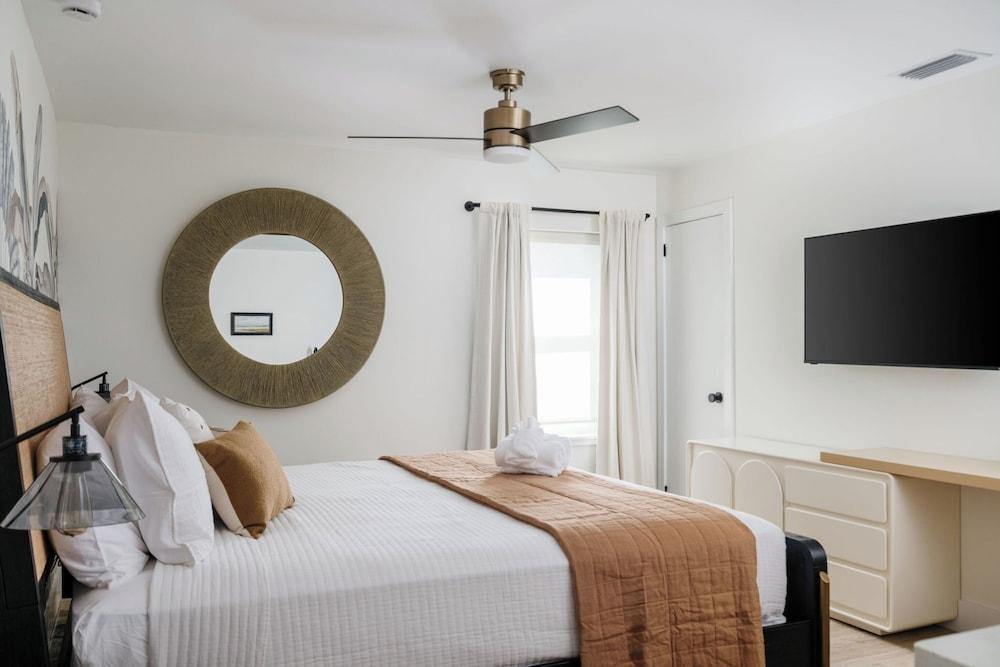 Haleys Court Boutique Motel photo 37