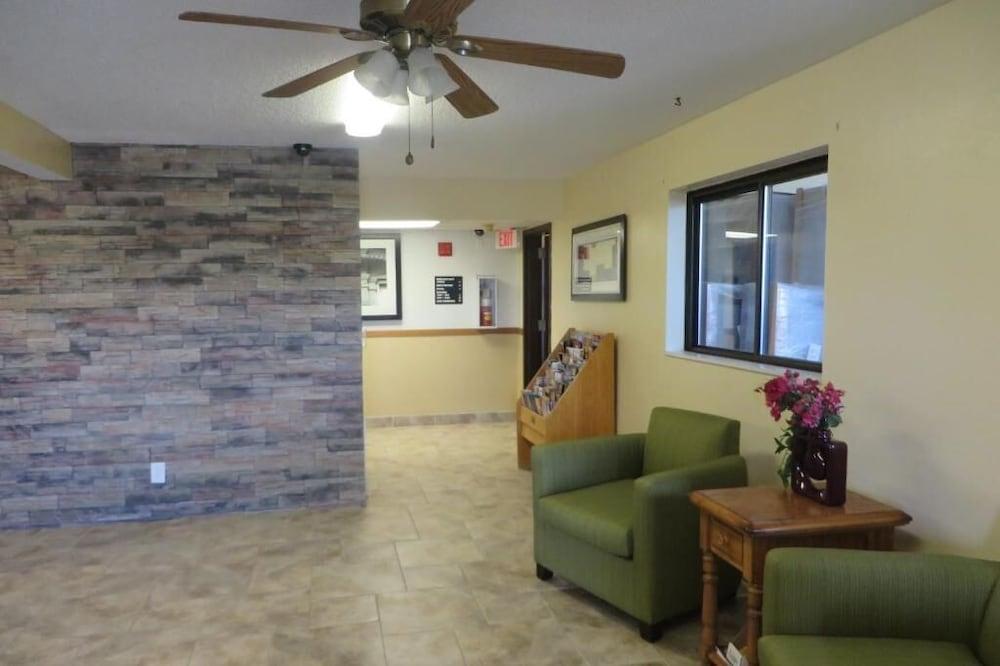 Western Inn & Suites — hotel in Grinnell