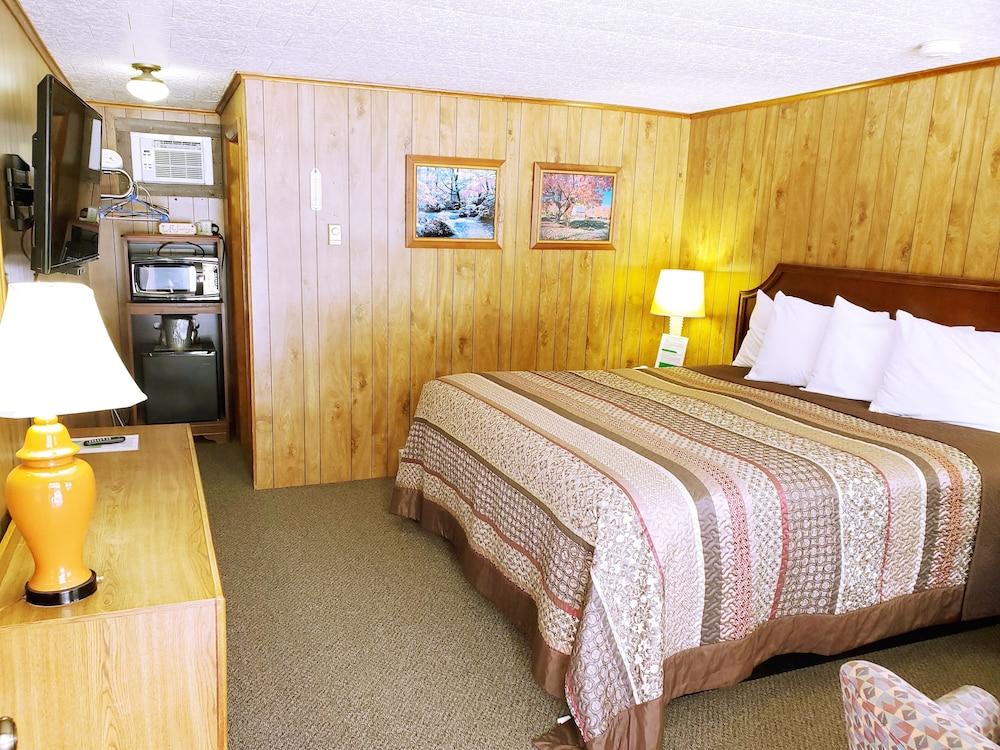 White Mountain Motel And Cottages photo 16