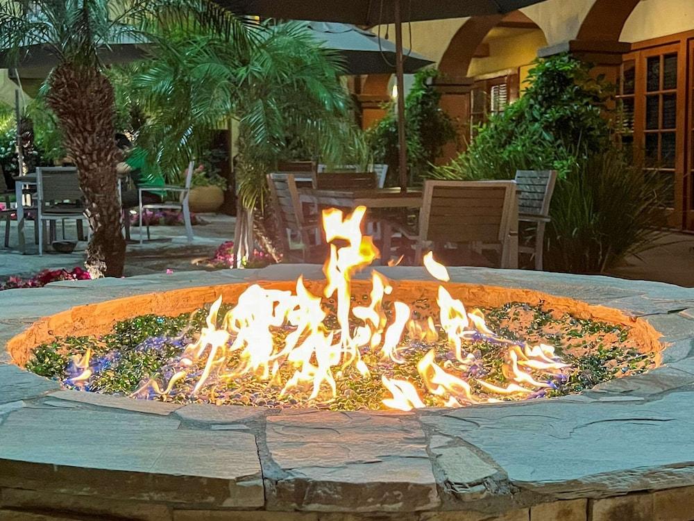 MainStay Suites John Wayne Airport by Choice Hotels photo 11