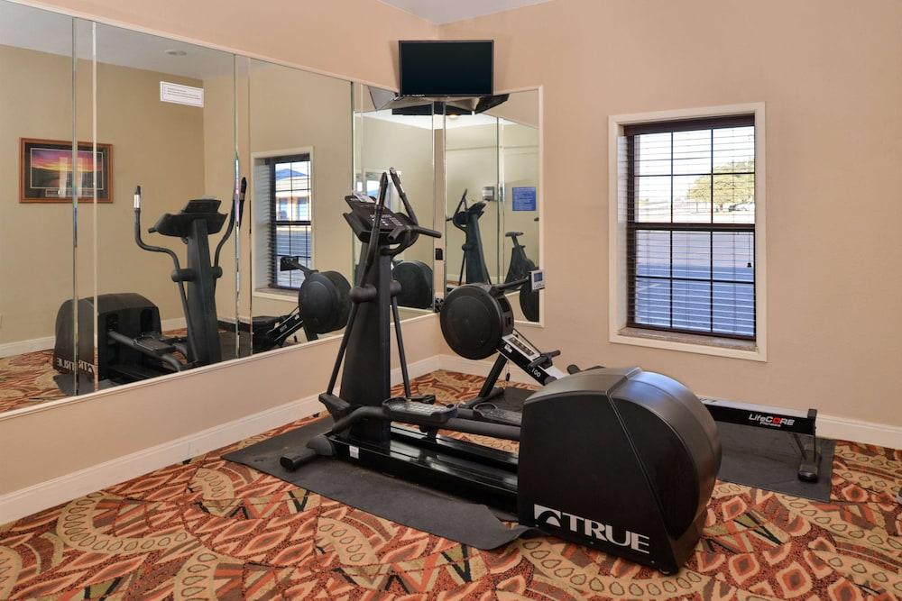 Americas Best Value Inn Lubbock E photo 5