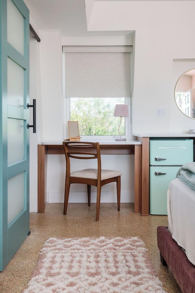 Haleys Court Boutique Motel photo 44