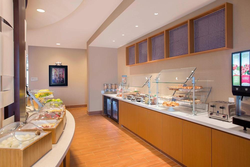 Springhill Suites Mount Laurel photo 10