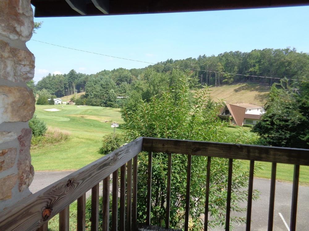 High Meadows Inn photo 36