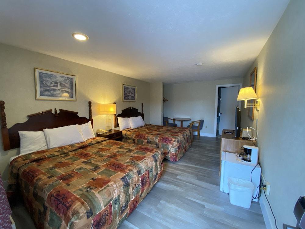 Economy Lodge photo 21
