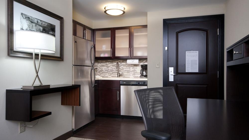 Staybridge Suites Buffalo-Amherst by IHG photo 17