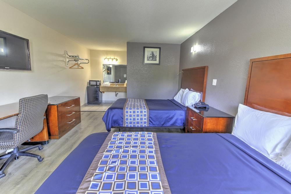 Budget Lodge photo 6