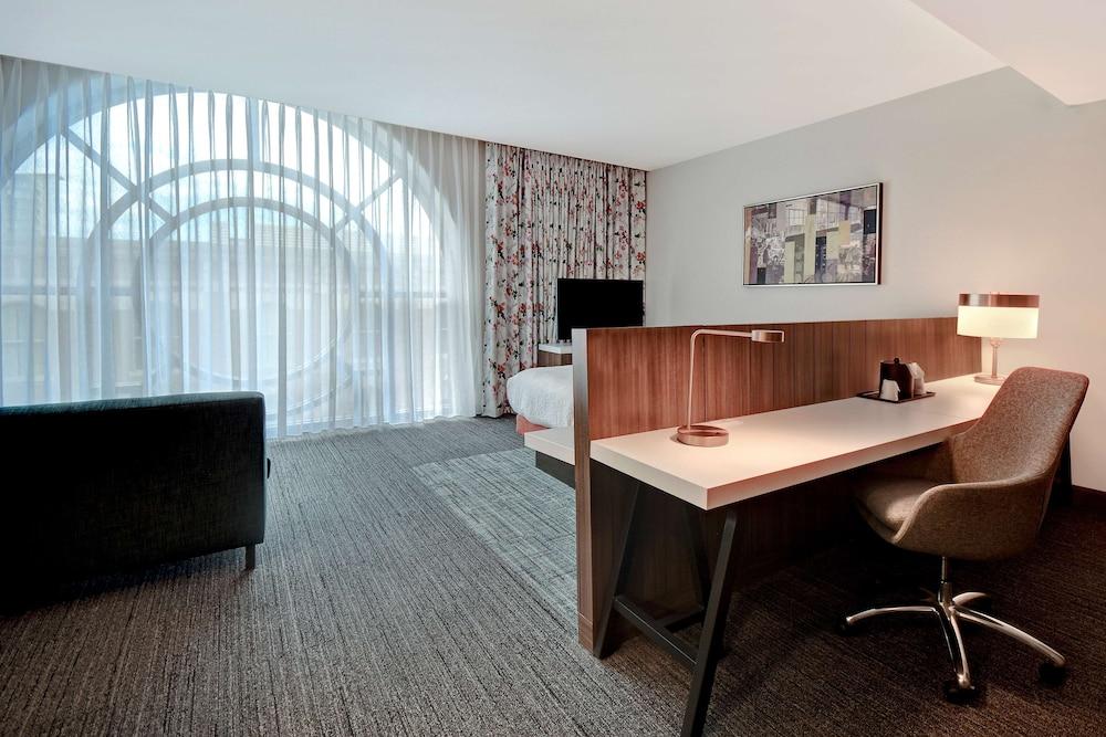 Hilton Garden Inn Kalamazoo photo 23