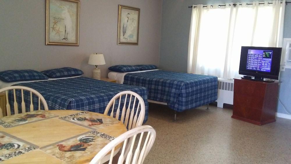Ocean Crest Motel photo 3