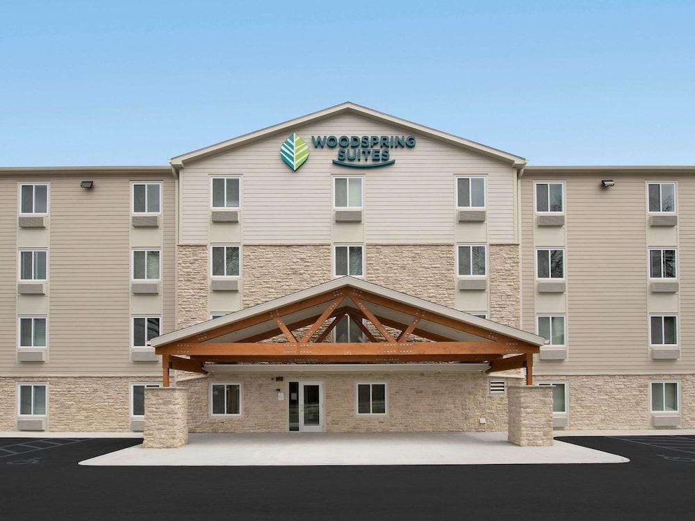 WoodSpring Suites Williston photo 12