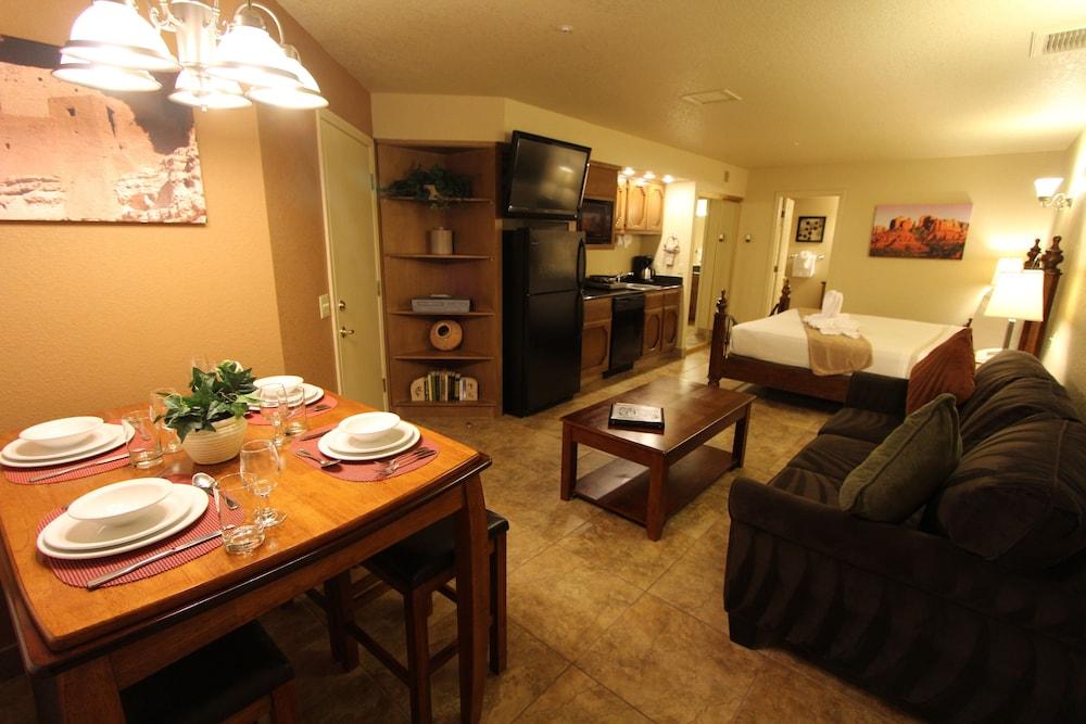 Sedona Springs Resort photo 2