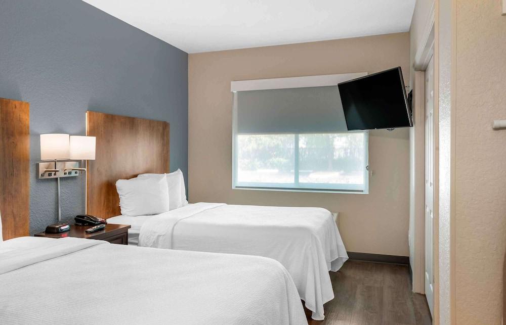 Extended Stay America Premier Suites Ft Lauderdale CypressCk photo 16