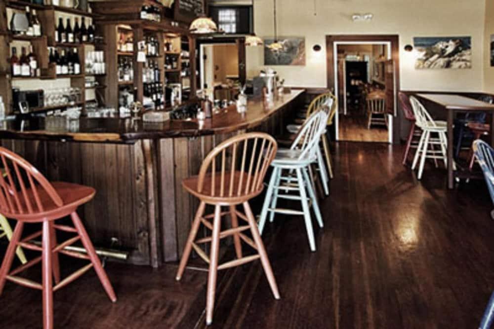 Valley Ford Hotel photo 26