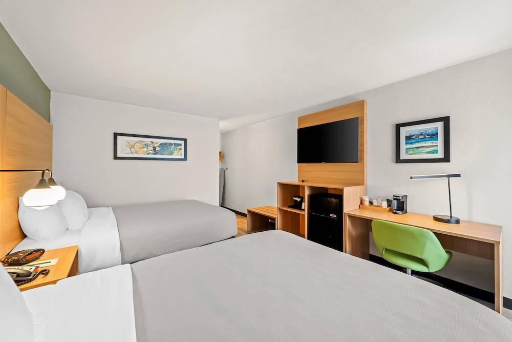 Quality Inn Orlando Near International Drive photo 62